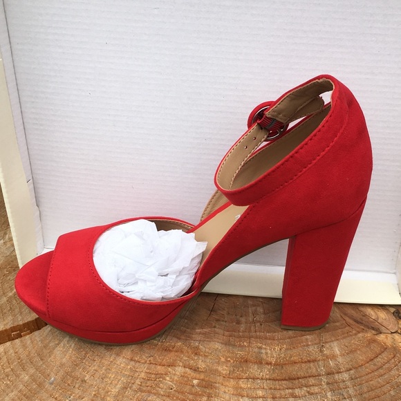 New heels - Picture 2 of 5